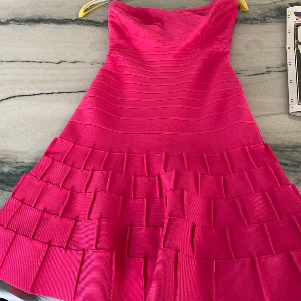 Herve Leger pink strapless size small worn once, no defects